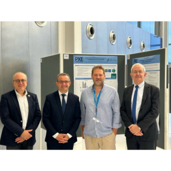 De gauche à droite : le Pr Stéphane Zuily, doyen de la faculté de médecine, Christophe Choserot, vice-président de la Métropole, Hervé Kempf, chercheur en biologie, et Didier Mainard, représentant la présidente de l’Université de Lorraine et directeur du pôle Biologie-Médecine-Santé